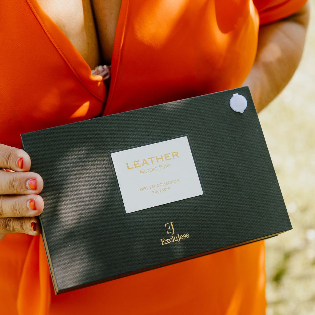 Nordic Pine leather feel gift pack: geurkaars en geurstokjes, foto 3