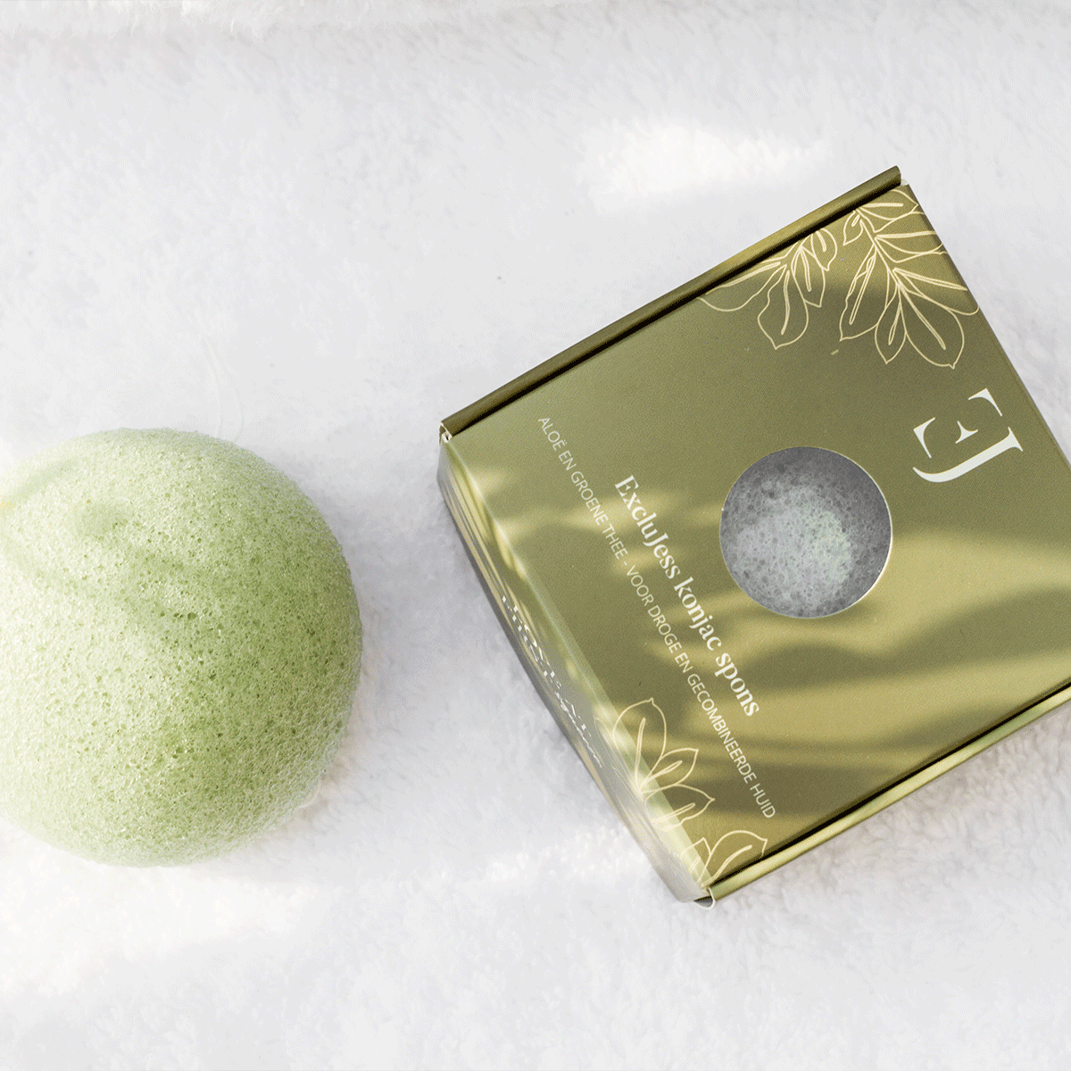 Aloë en groene thee konjac spons luxe